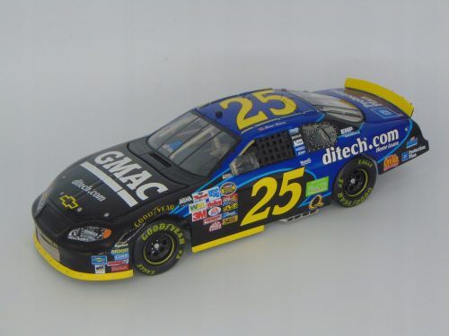  ЕКШЪН 2004 BRIAN VICKERS #25 CHEVY MONTE CARLO GMAC DITECH.COM NASCAR 1:24